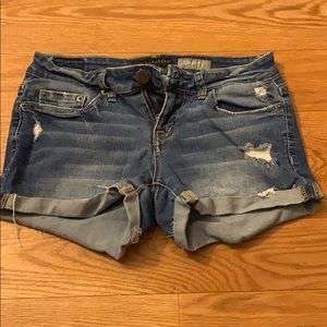 Aeropostale “shorty” shorts